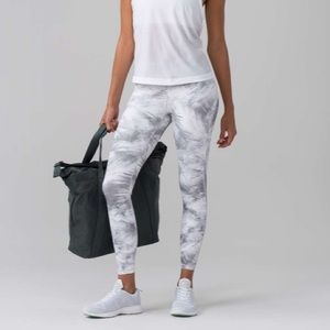 Lululemon train times